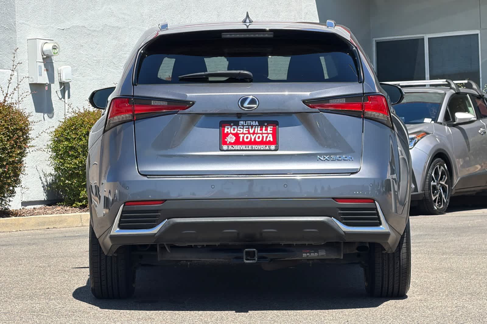 2021 Lexus NX 300h 