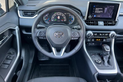 2025 Toyota RAV4 Hybrid SE