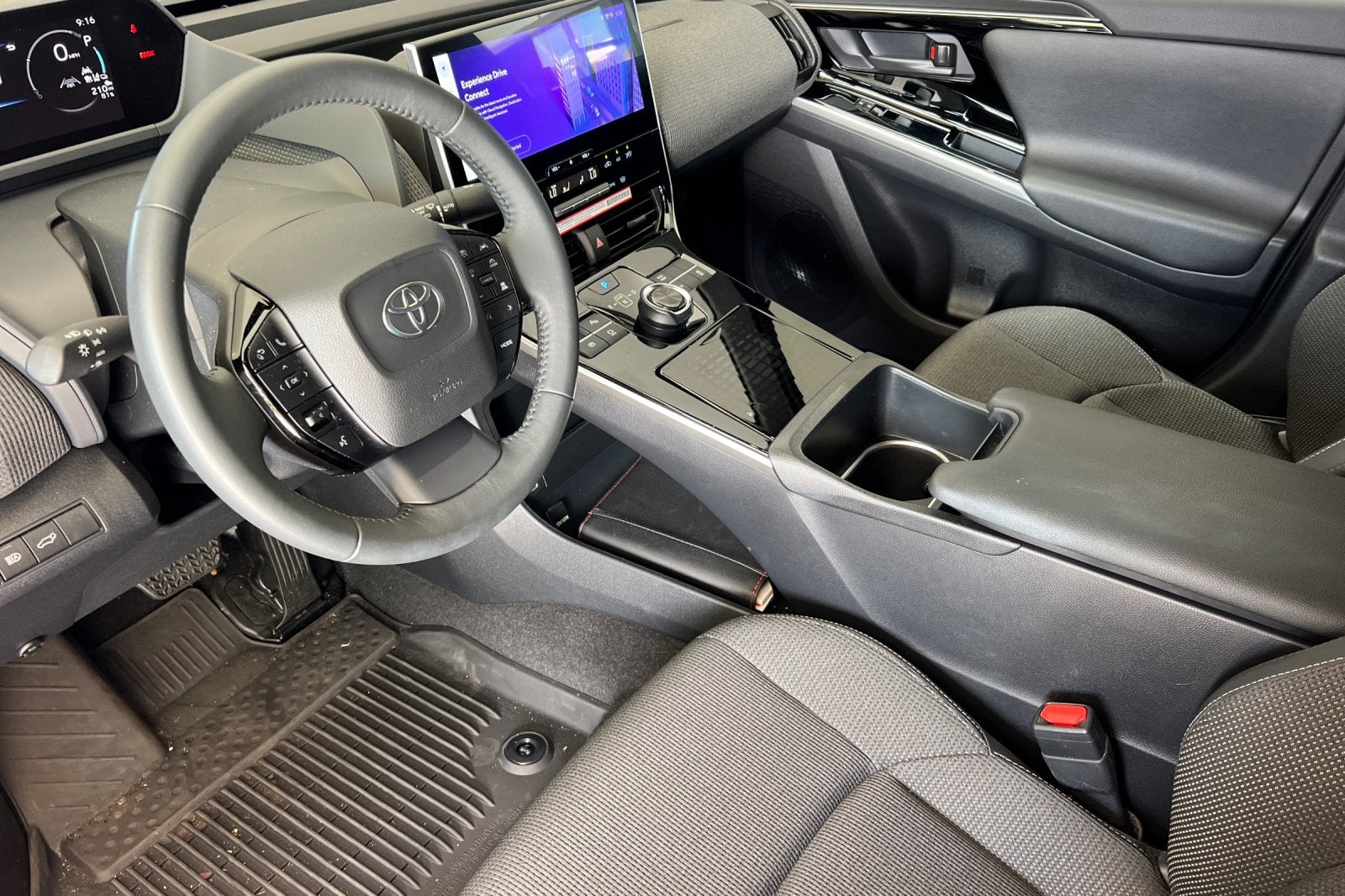 2025 Toyota bZ4X XLE