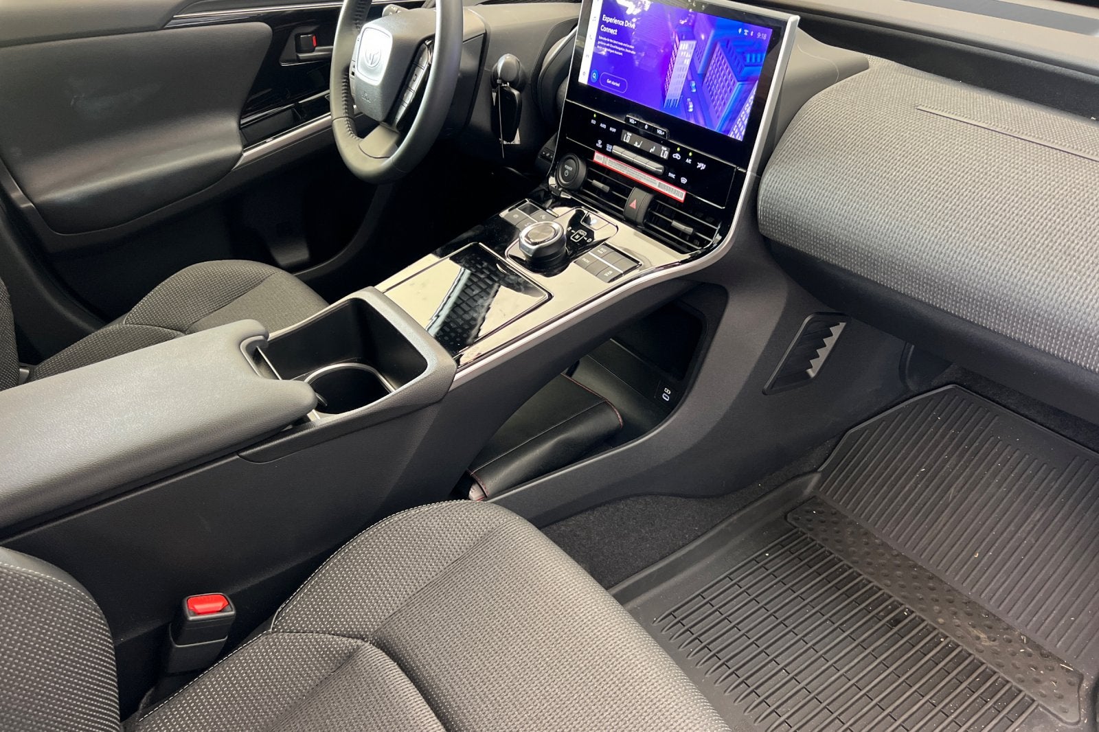 2025 Toyota bZ4X XLE