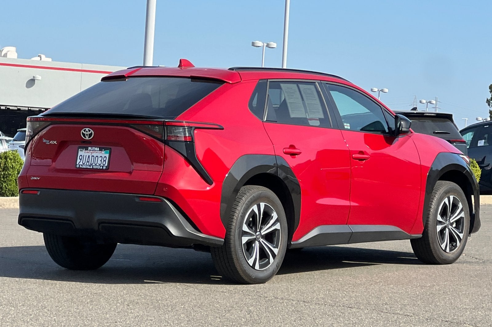 2025 Toyota bZ4X XLE