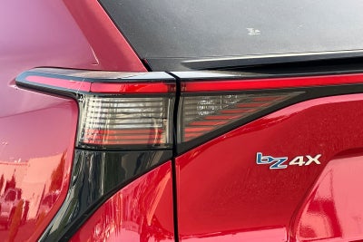 2025 Toyota bZ4X XLE