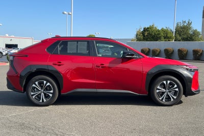 2025 Toyota bZ4X XLE
