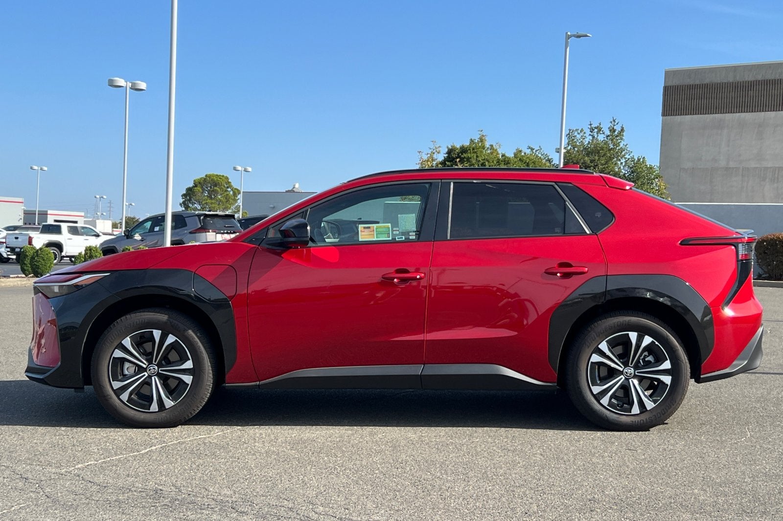 2025 Toyota bZ4X XLE