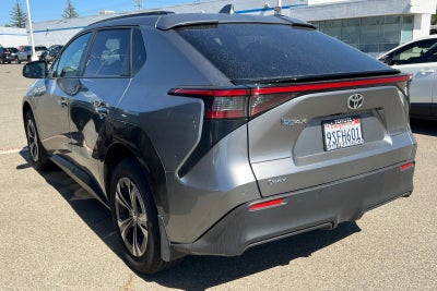 2025 Toyota bZ4X XLE