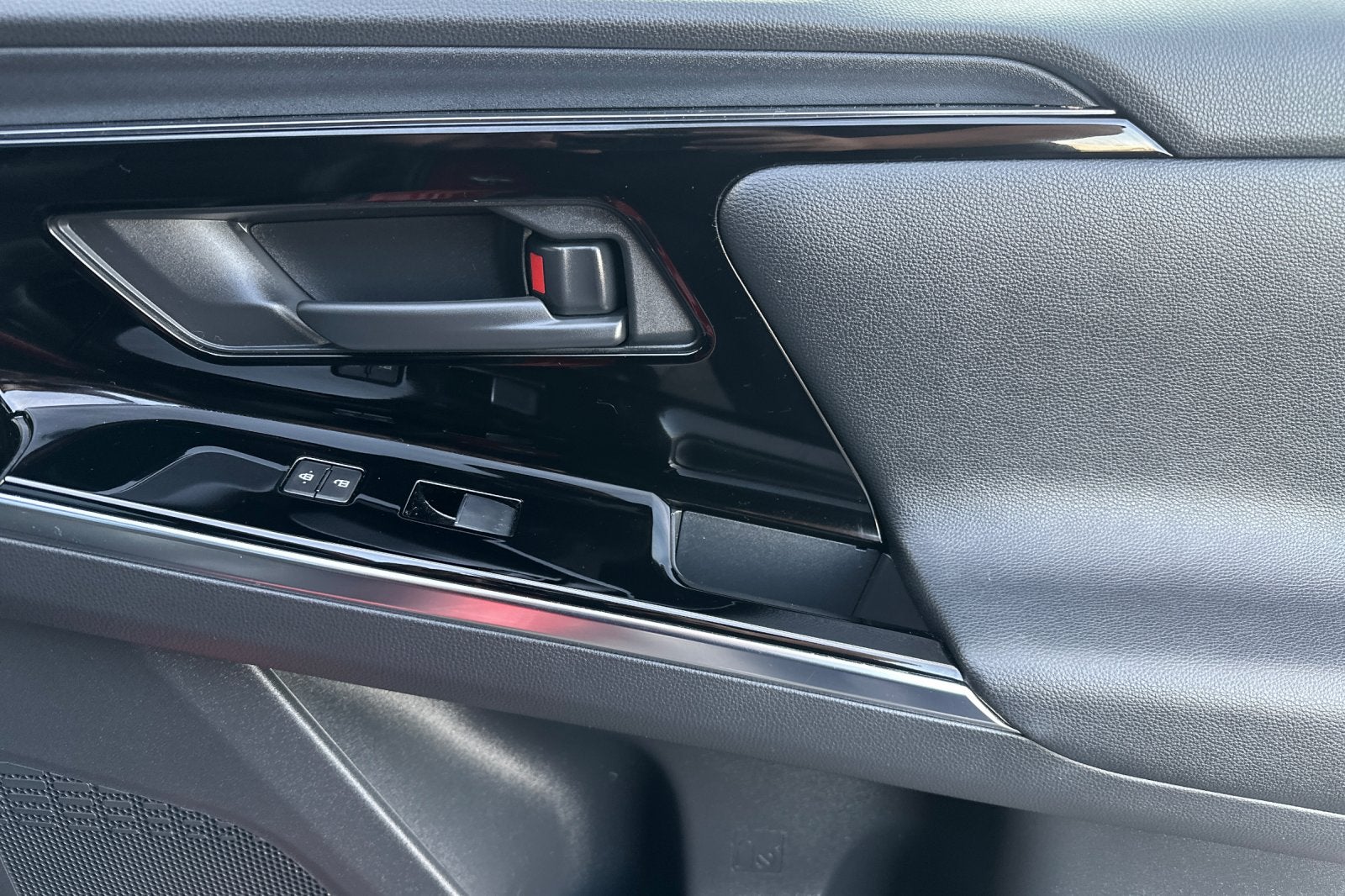 2023 Toyota bZ4X Limited