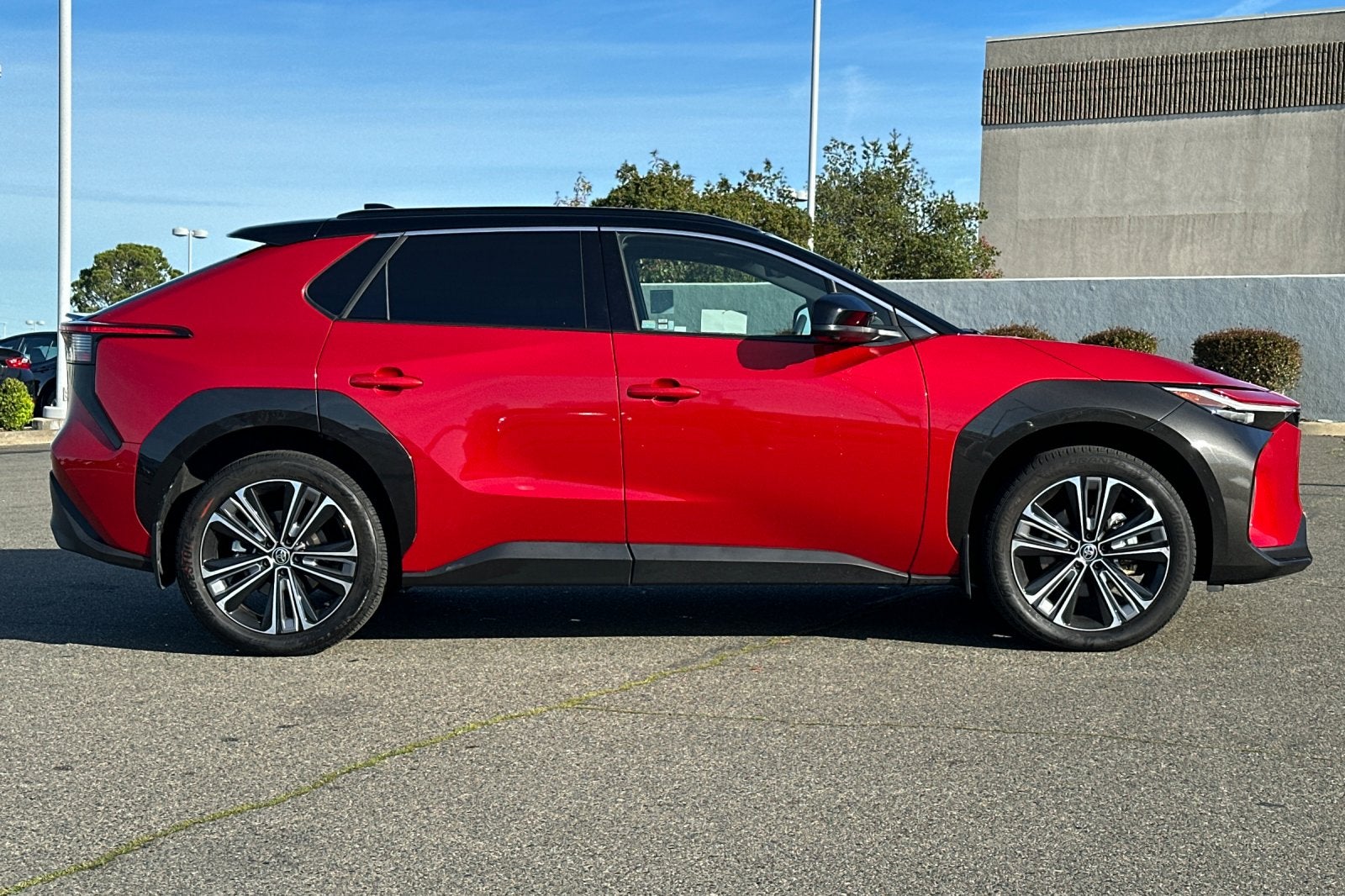 2023 Toyota bZ4X Limited