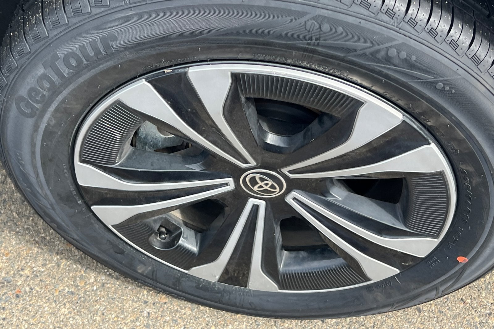 2023 Toyota bZ4X XLE