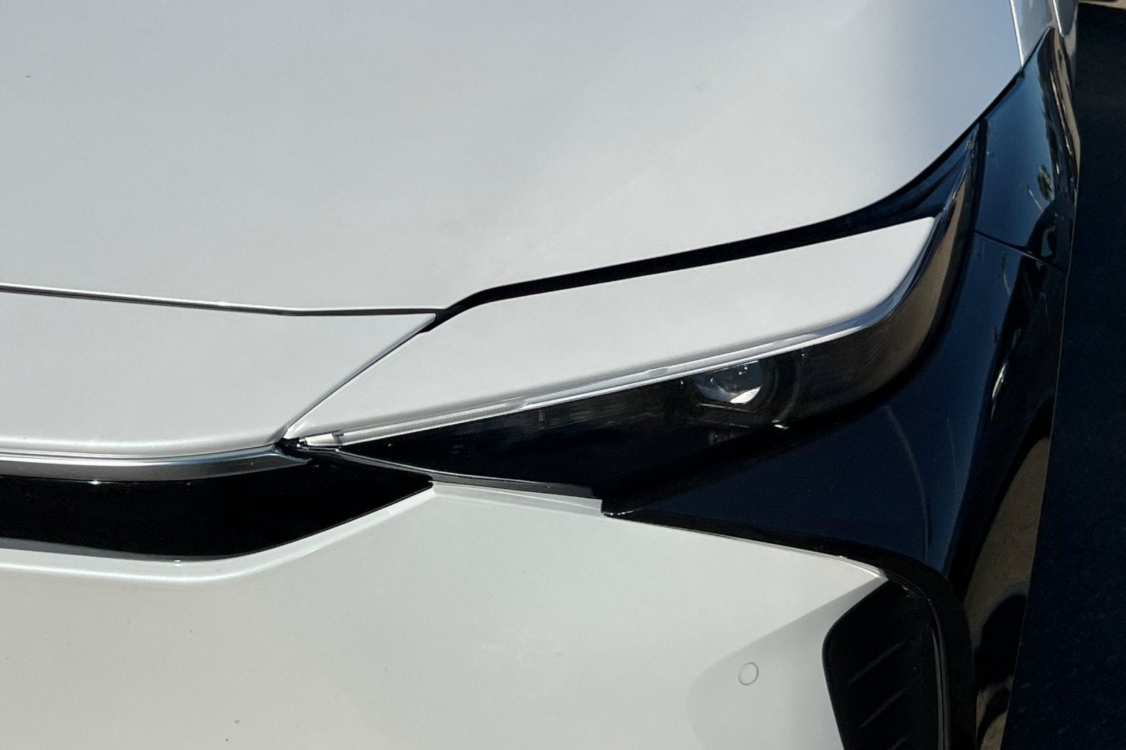 2024 Toyota bZ4X XLE