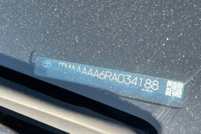 2024 Toyota bZ4X XLE