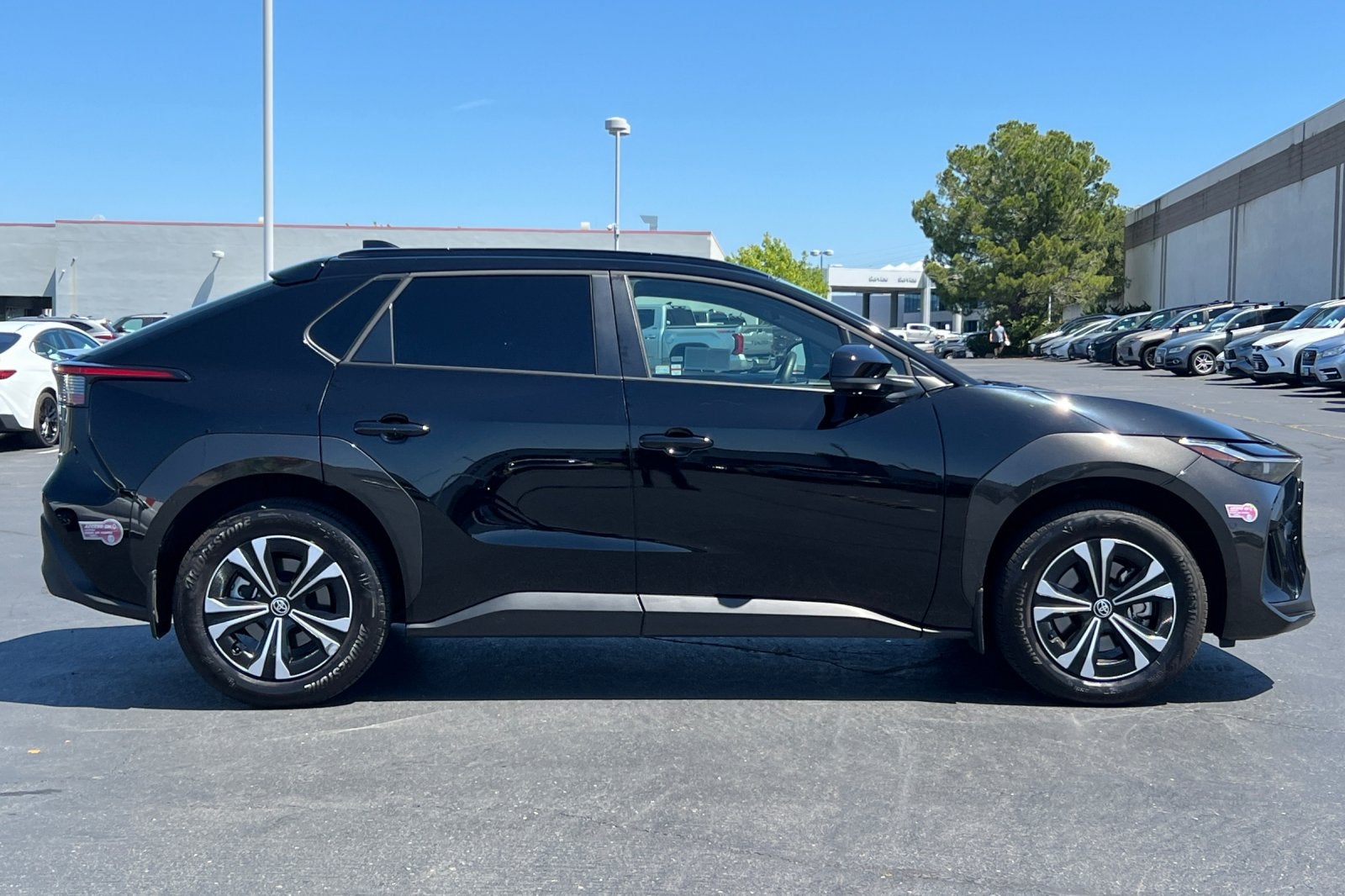 2023 Toyota bZ4X XLE