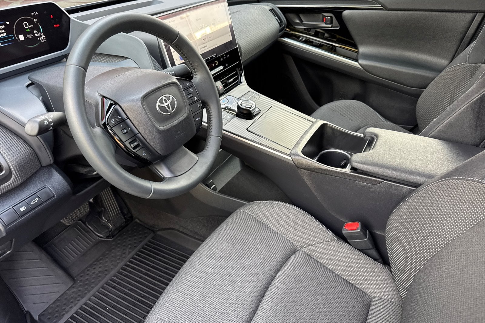 2025 Toyota bZ4X XLE