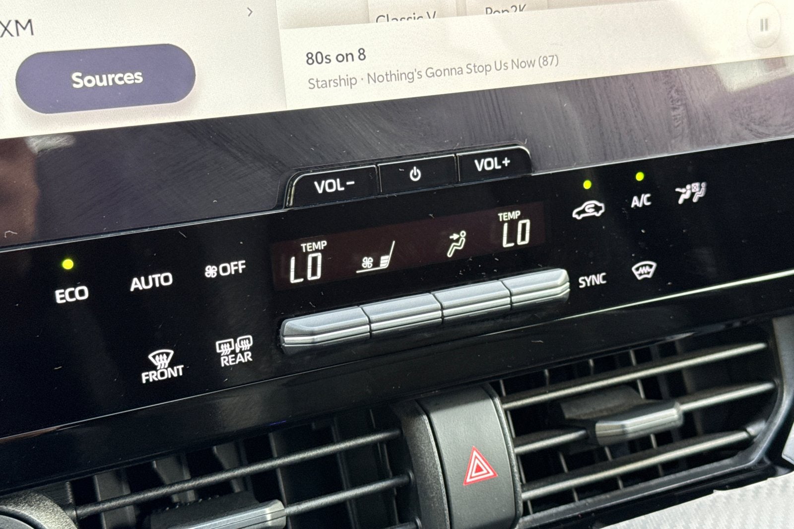 2025 Toyota bZ4X XLE