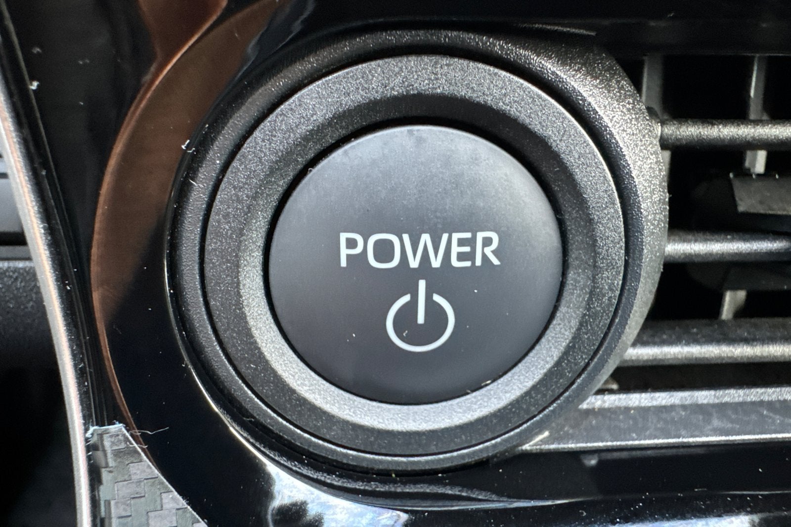 2025 Toyota bZ4X XLE