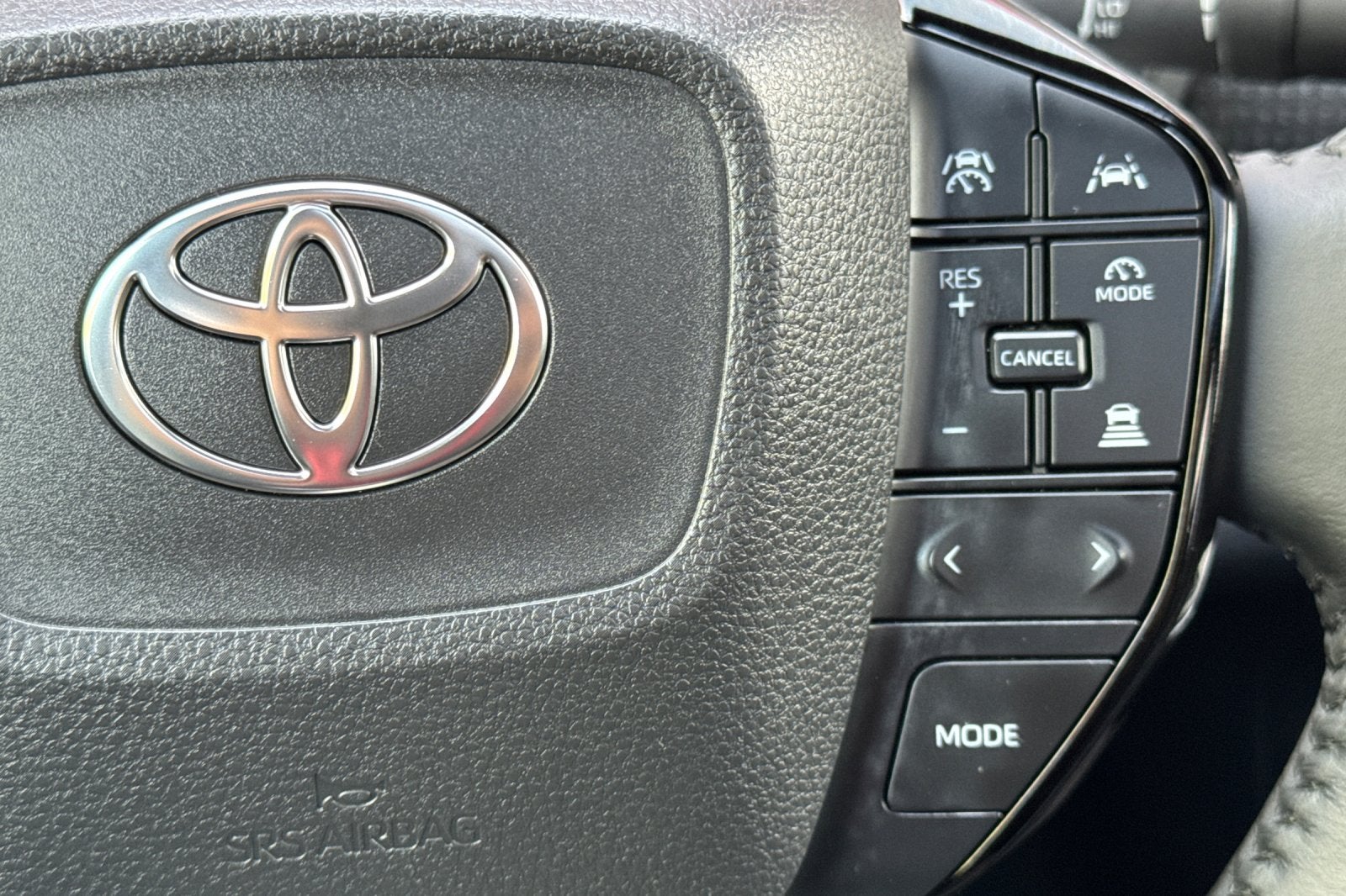 2025 Toyota bZ4X XLE