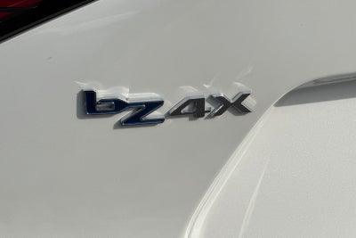 2025 Toyota bZ4X XLE