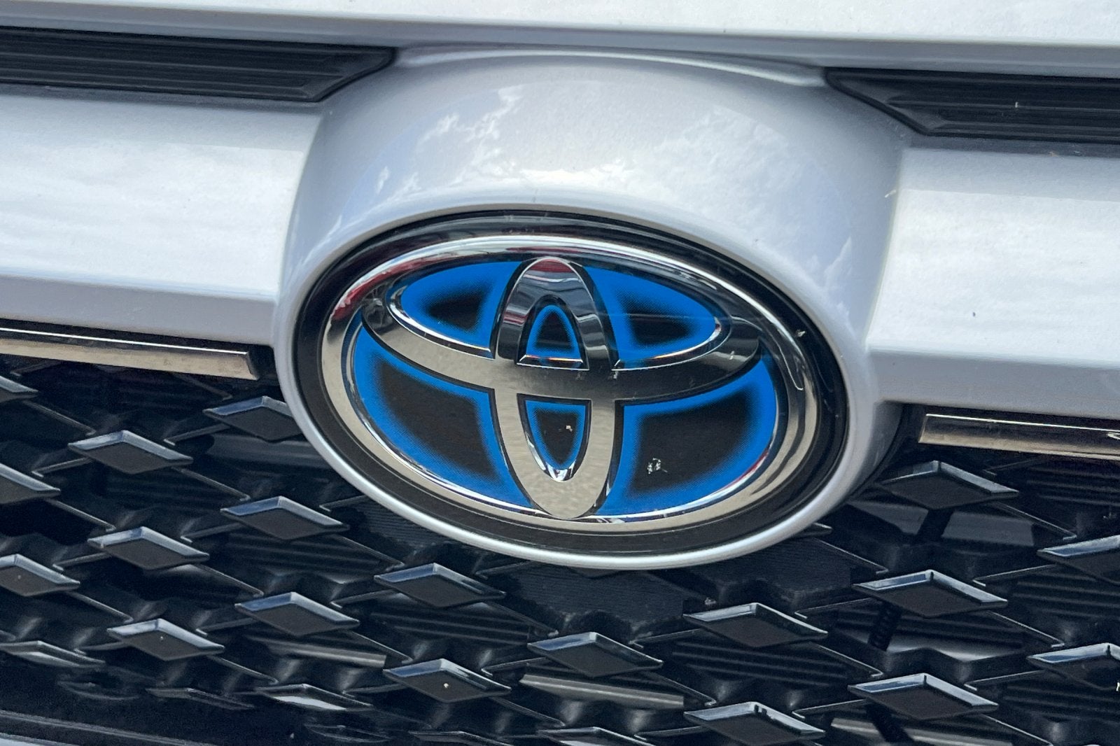 2023 Toyota RAV4 Prime SE