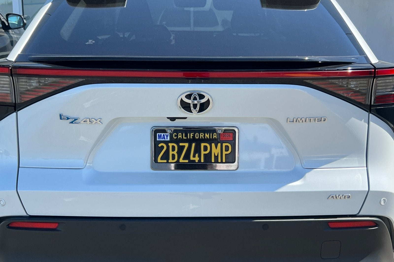 2023 Toyota bZ4X Limited