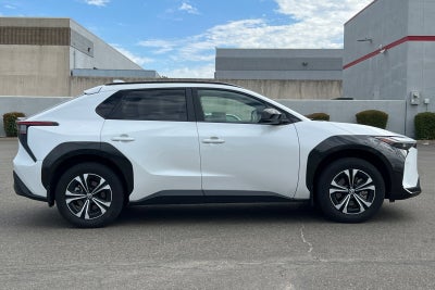 2024 Toyota bZ4X XLE