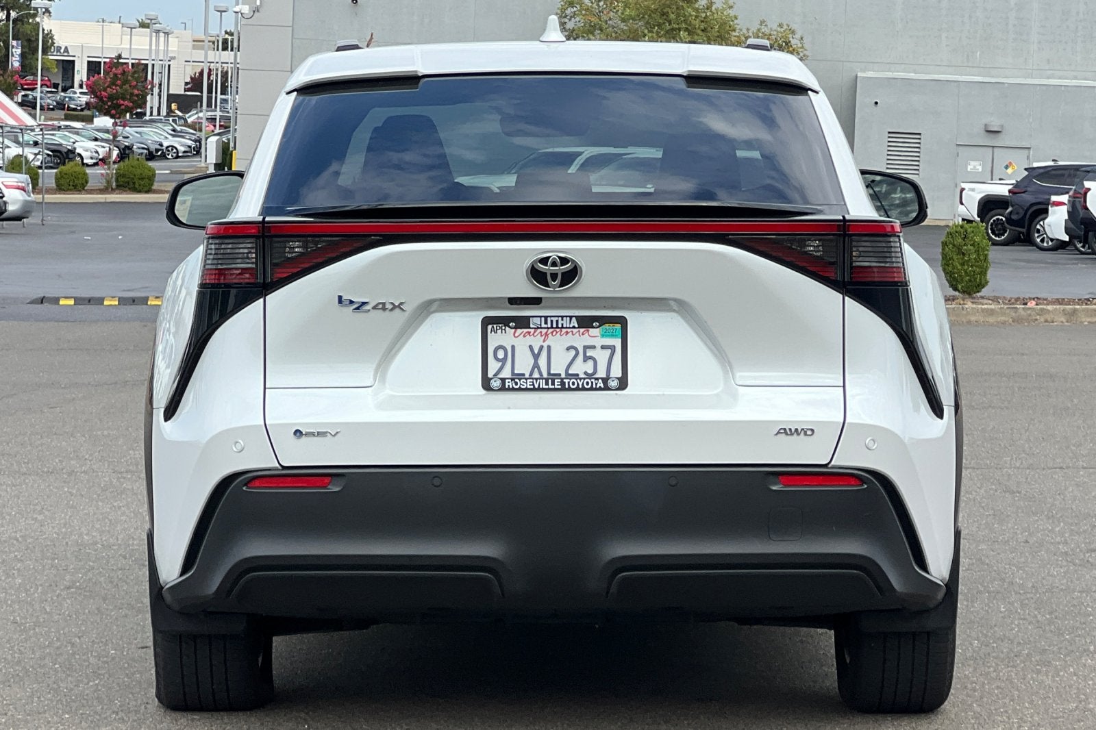2024 Toyota bZ4X XLE