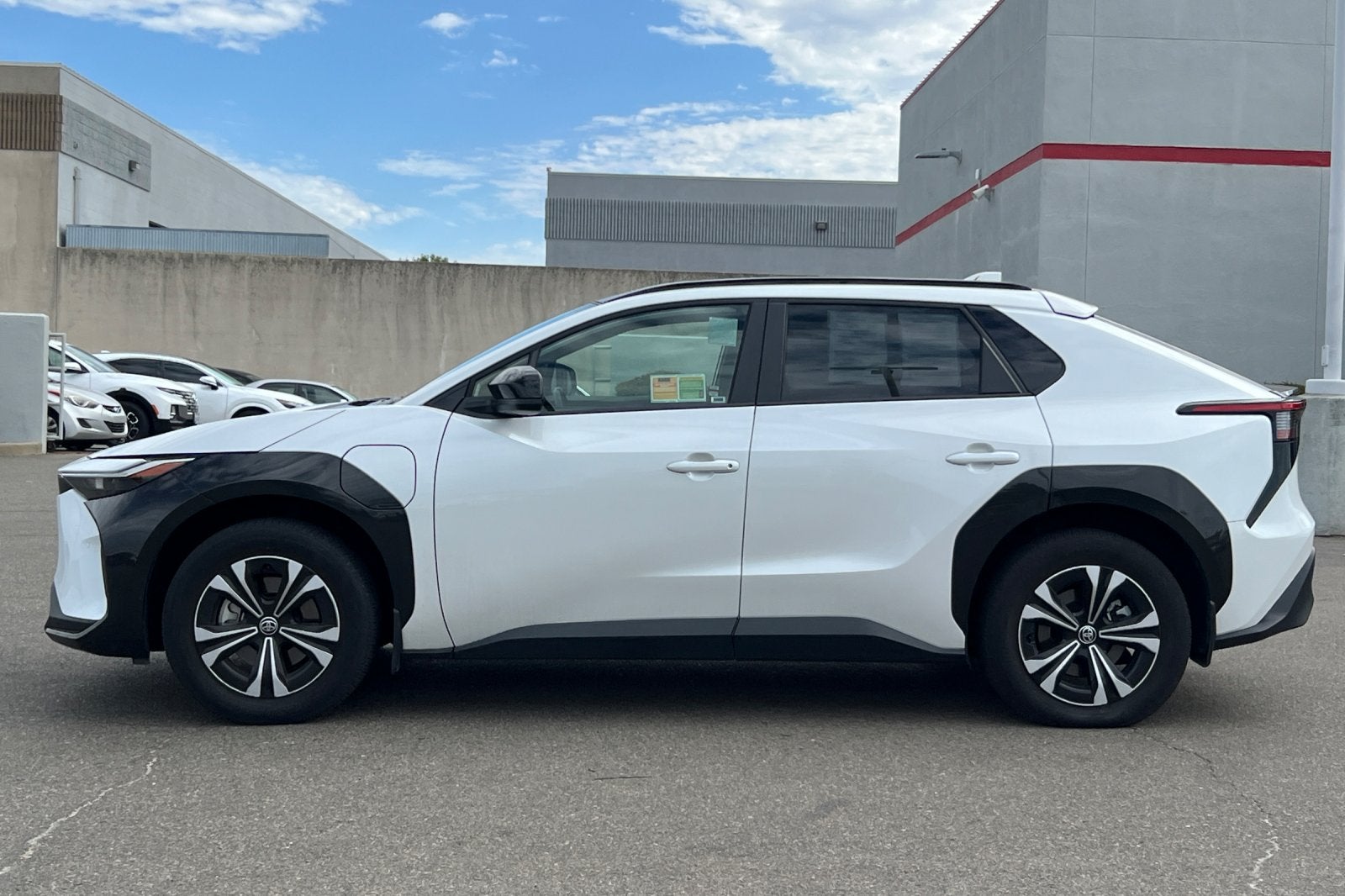 2024 Toyota bZ4X XLE