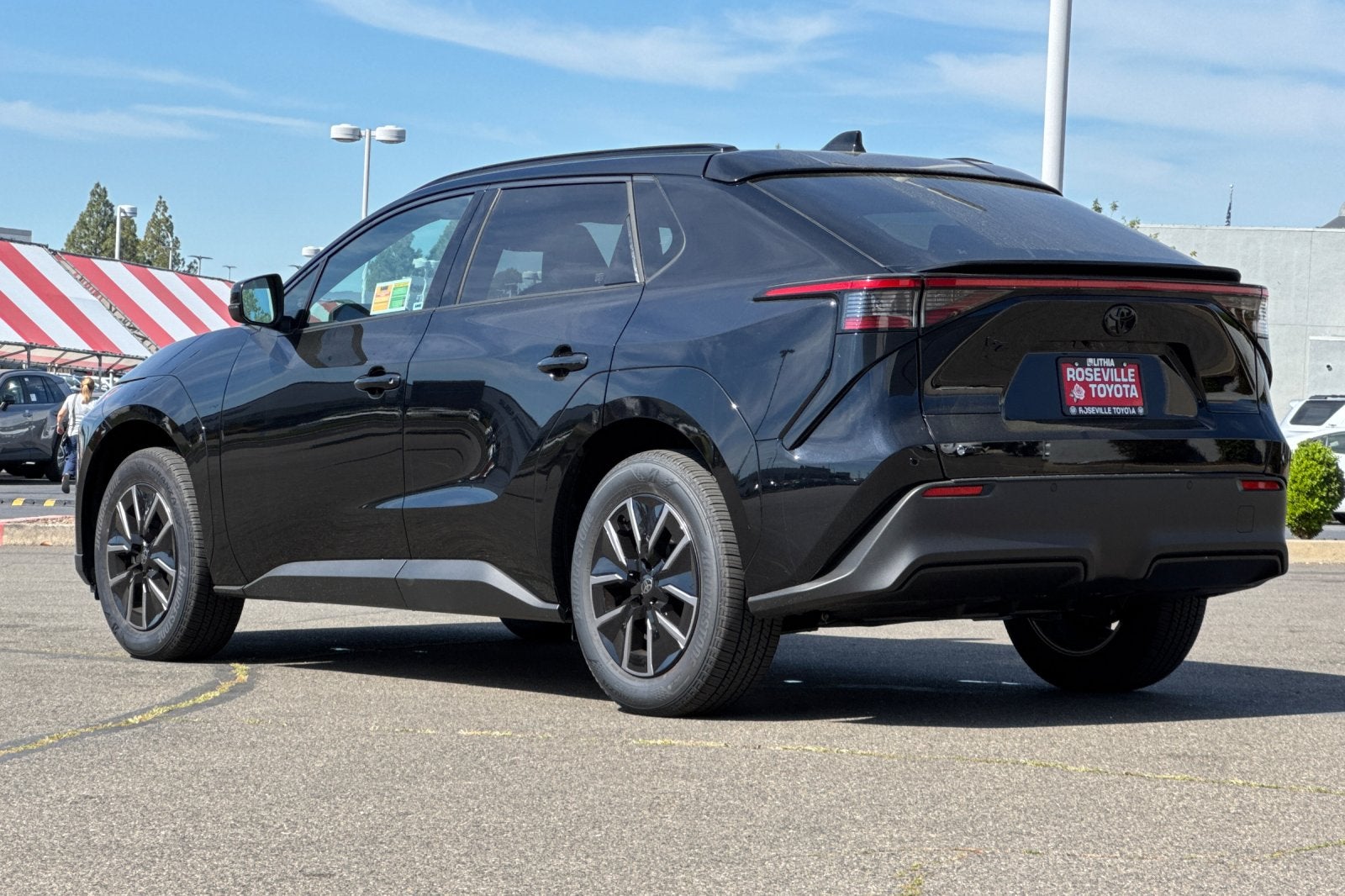 2026 Toyota bZ XLE Plus