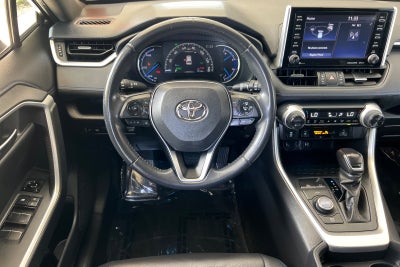 2019 Toyota RAV4 Hybrid XSE
