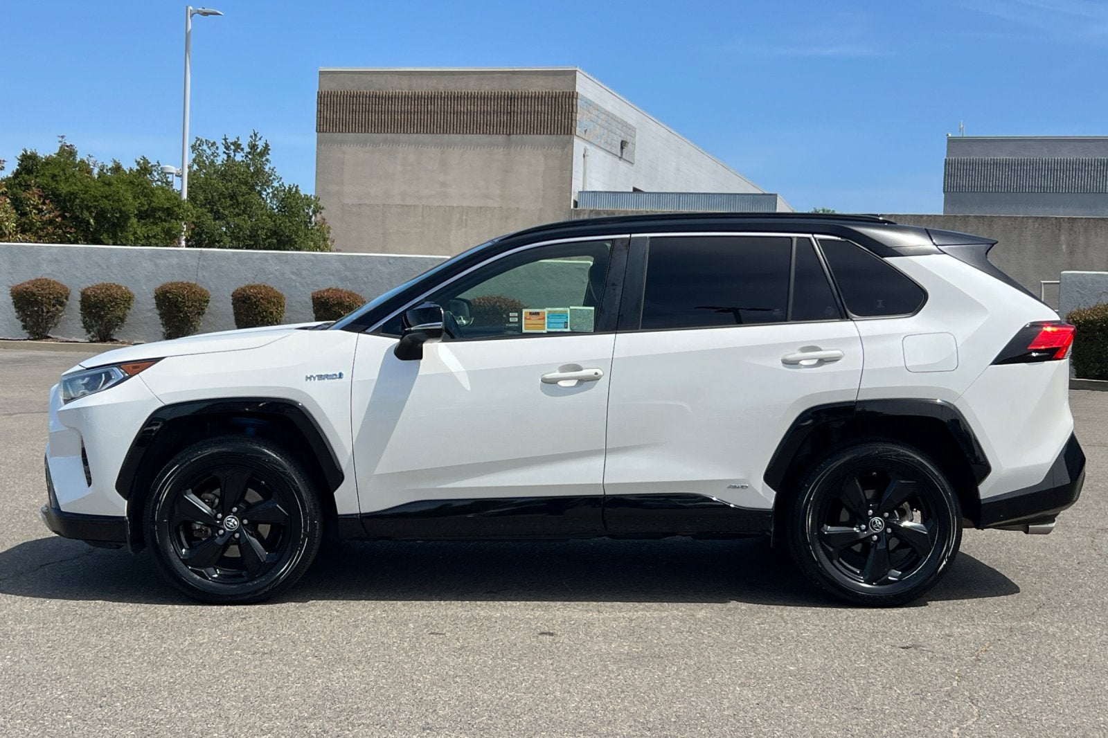2019 Toyota RAV4 Hybrid XSE