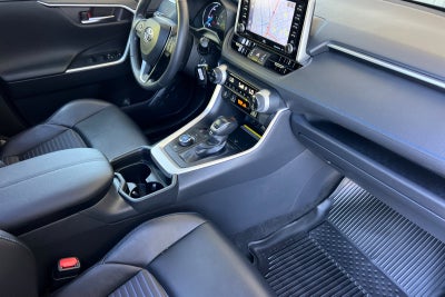 2019 Toyota RAV4 Hybrid XSE