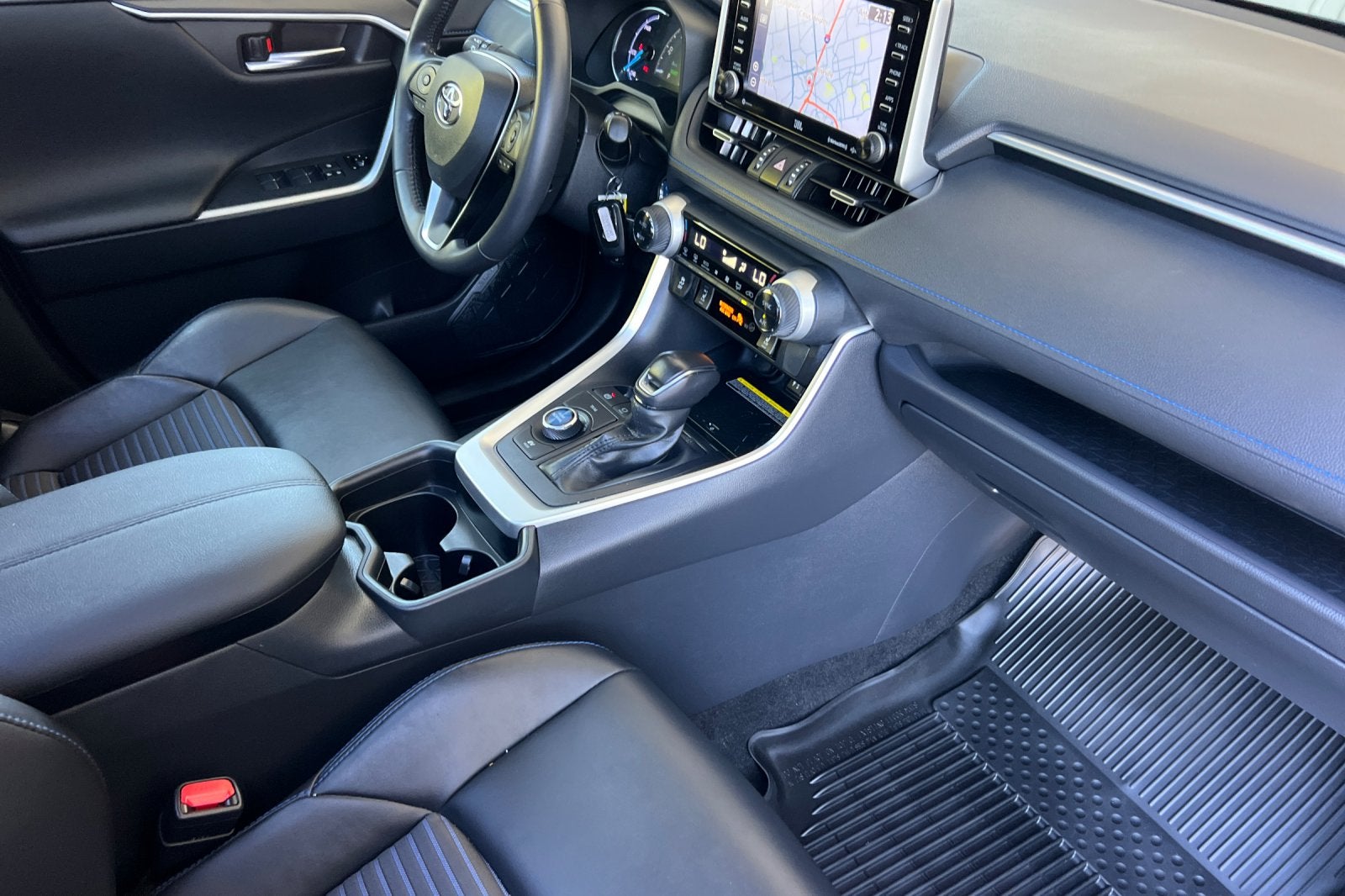 2019 Toyota RAV4 Hybrid XSE