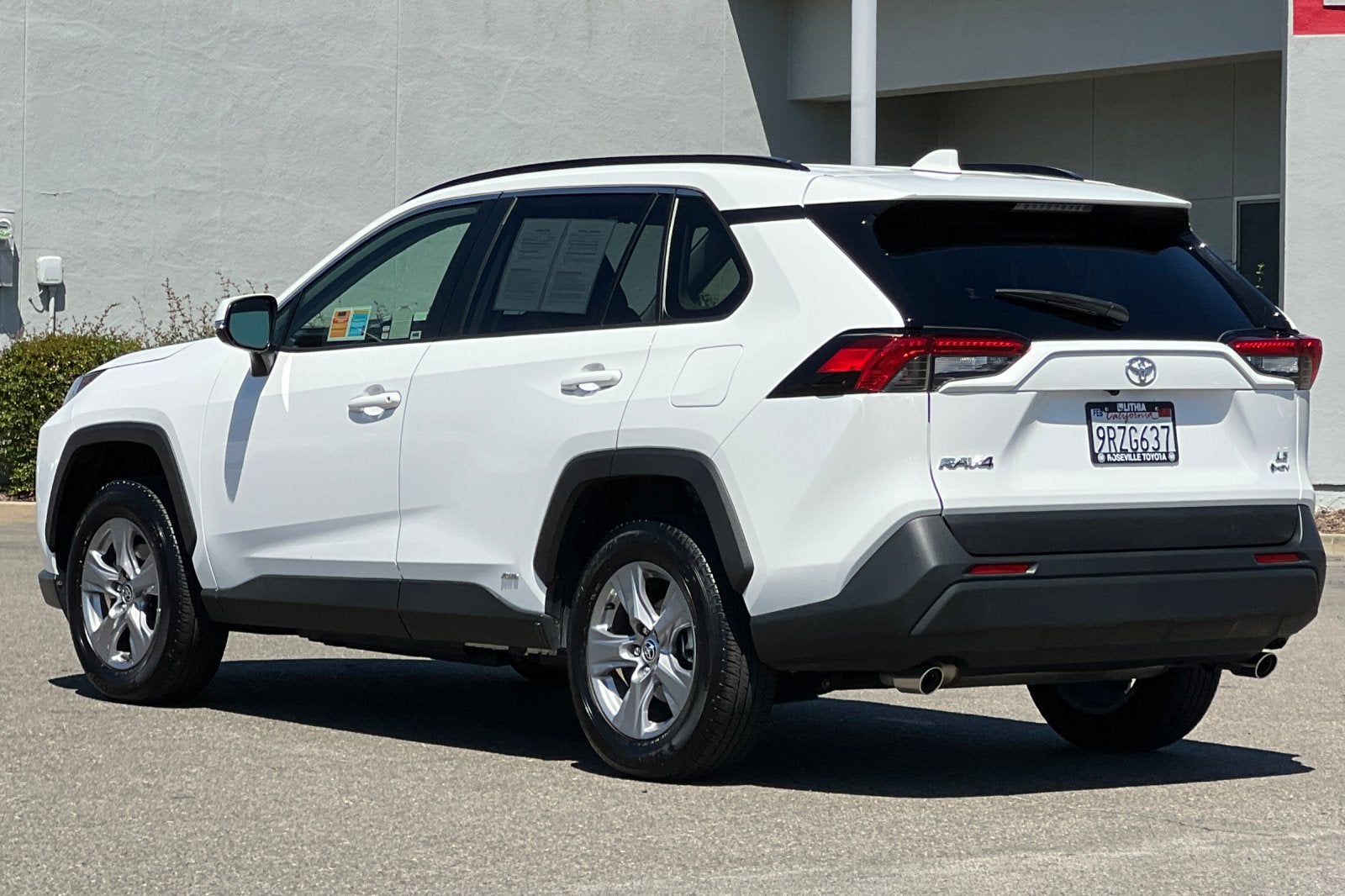 2025 Toyota RAV4 Hybrid LE
