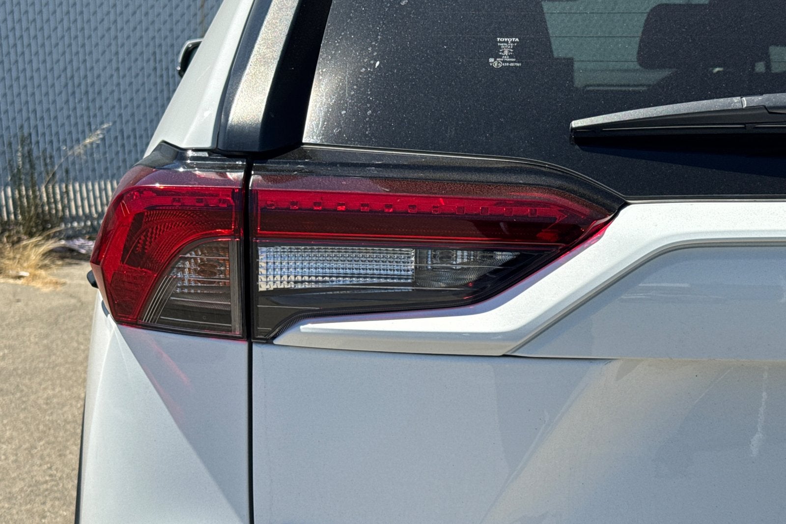 2020 Toyota RAV4 Hybrid LE