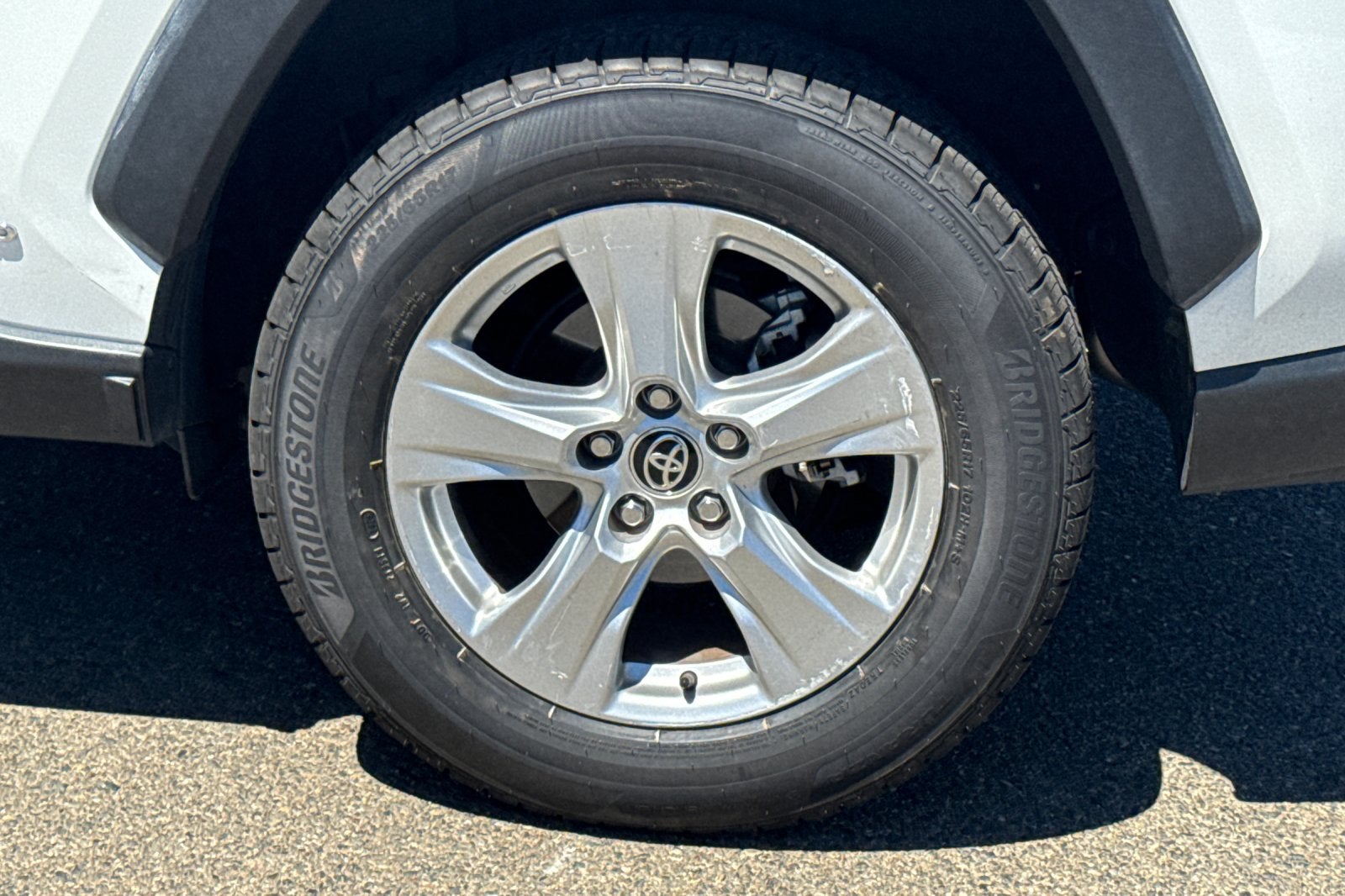 2020 Toyota RAV4 Hybrid LE