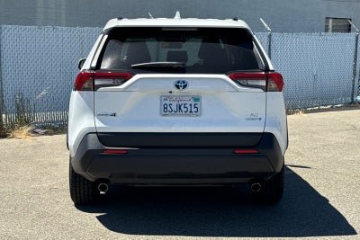 2020 Toyota RAV4 Hybrid LE