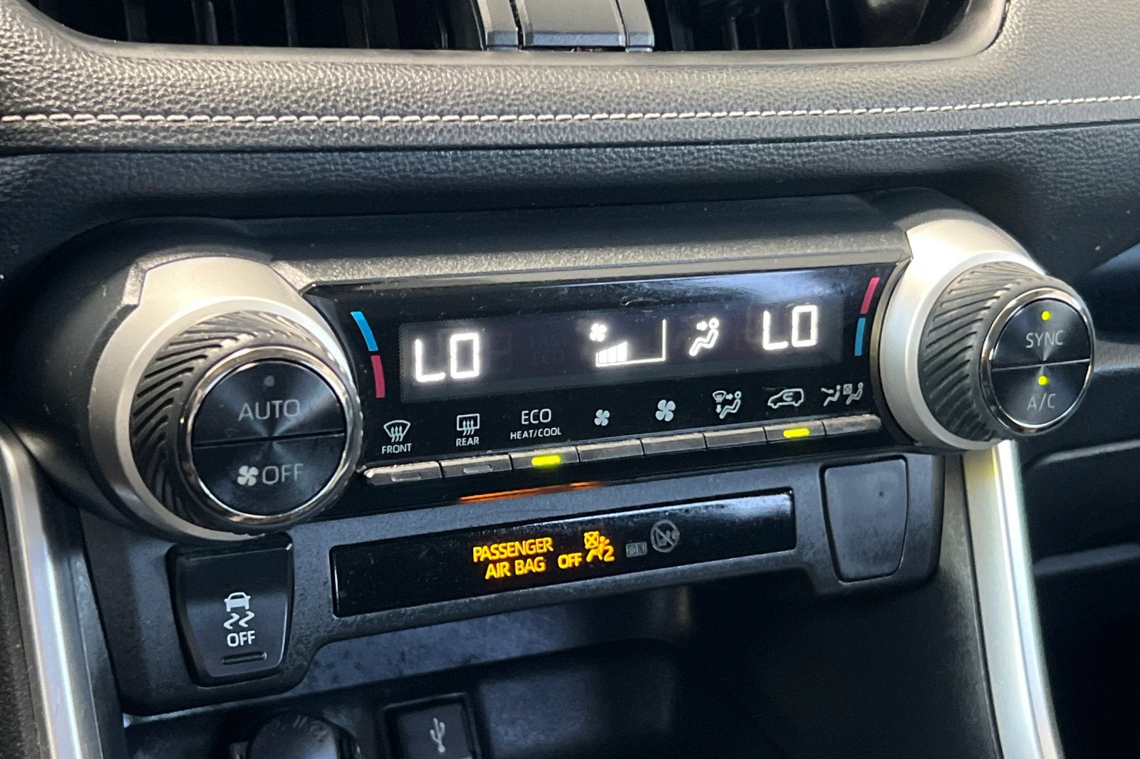 2020 Toyota RAV4 Hybrid LE