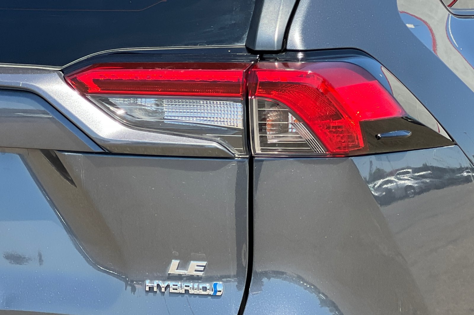 2020 Toyota RAV4 Hybrid LE