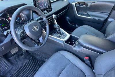 2022 Toyota RAV4 Hybrid LE