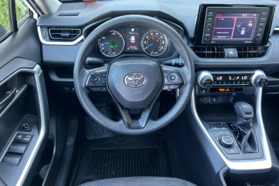 2022 Toyota RAV4 Hybrid LE