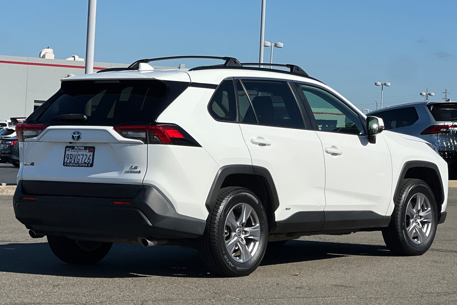 2022 Toyota RAV4 Hybrid LE