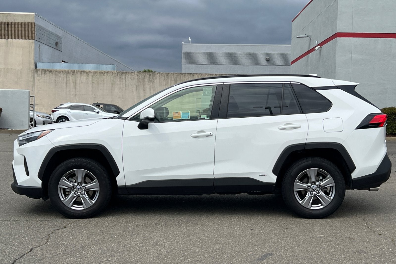 2023 Toyota RAV4 Hybrid LE