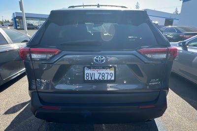 2021 Toyota RAV4 Hybrid XLE