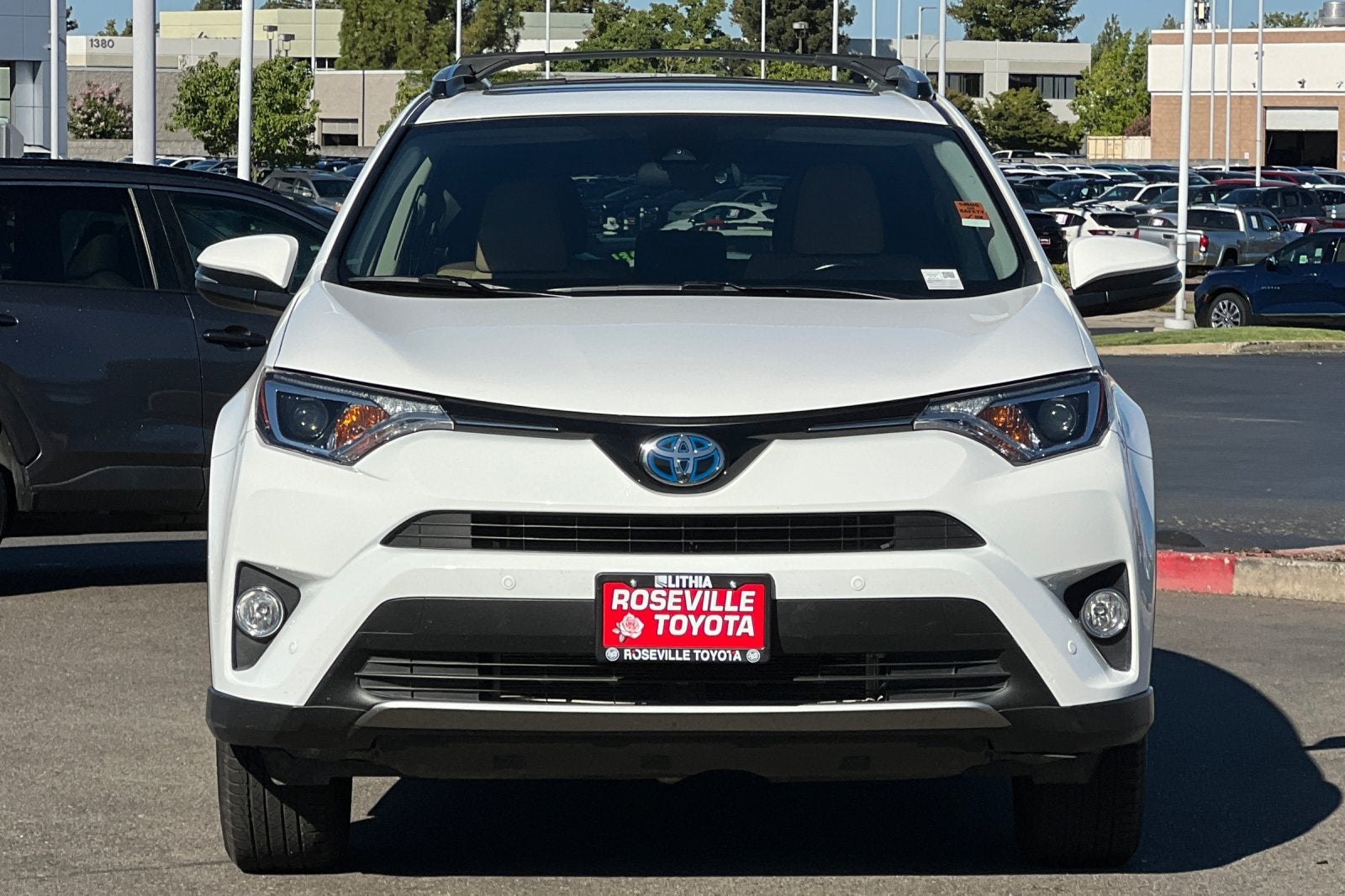 2017 Toyota RAV4 Hybrid XLE