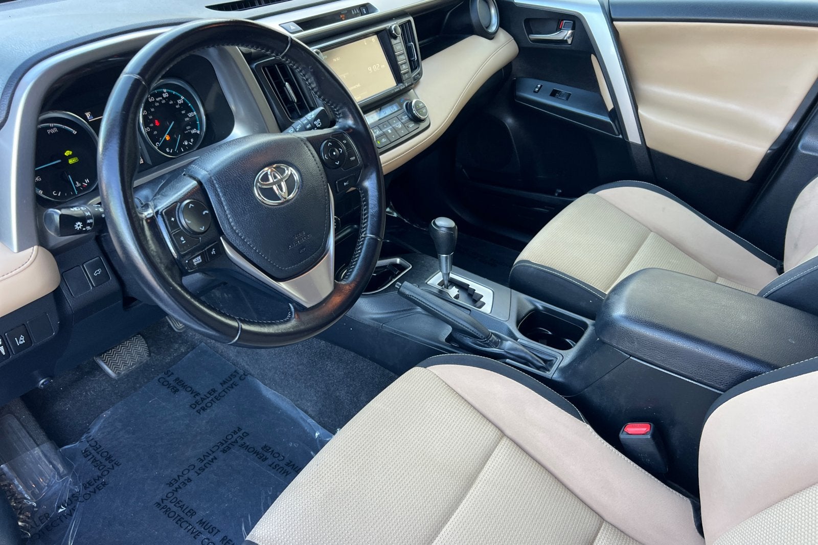 2017 Toyota RAV4 Hybrid XLE