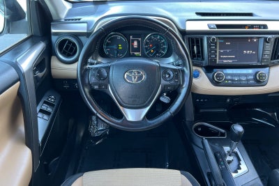2017 Toyota RAV4 Hybrid XLE
