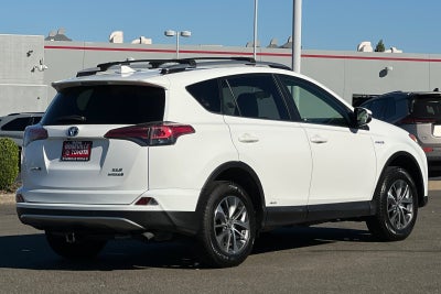 2017 Toyota RAV4 Hybrid XLE