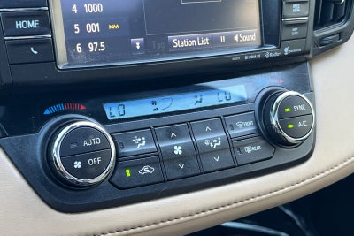 2017 Toyota RAV4 Hybrid XLE