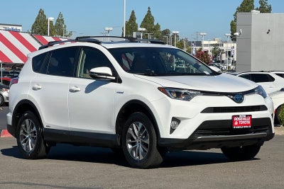 2017 Toyota RAV4 Hybrid XLE