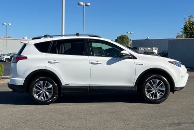2017 Toyota RAV4 Hybrid XLE