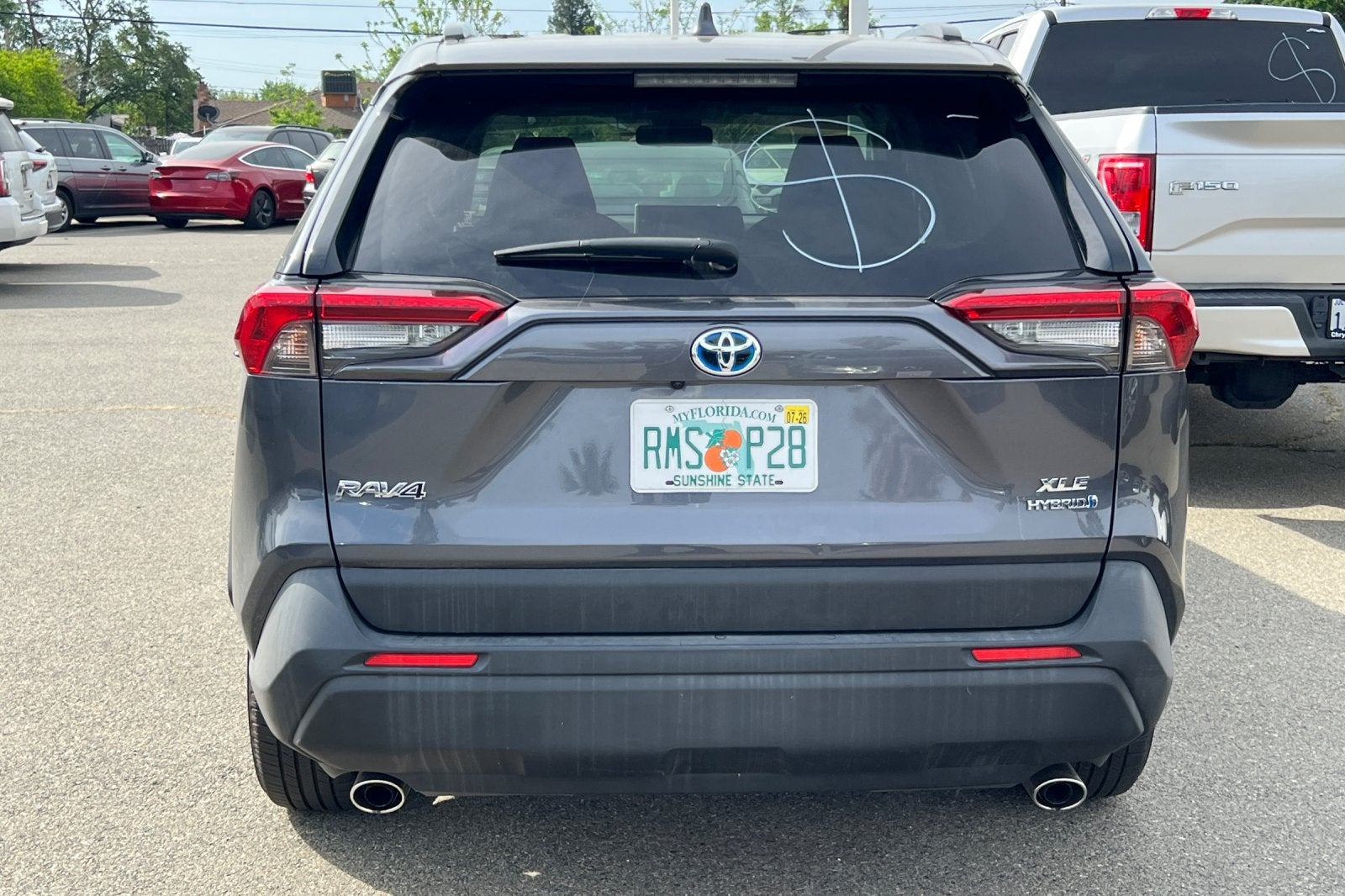 2024 Toyota RAV4 Hybrid XLE