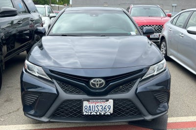 2018 Toyota Camry SE